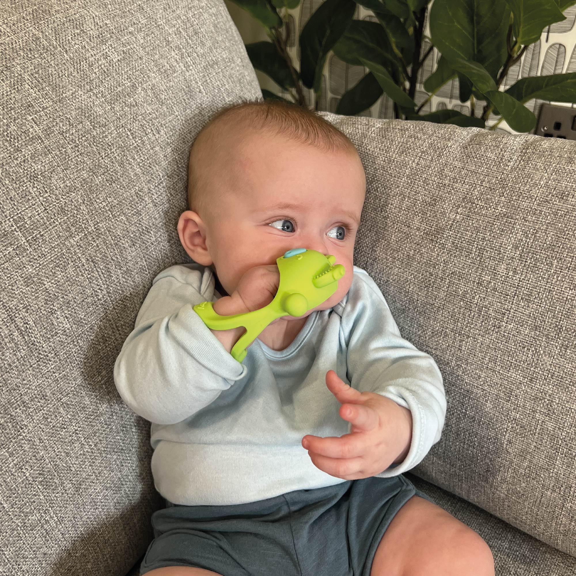 Wrist Pal Silicone Teething Mitt Teether Nuby